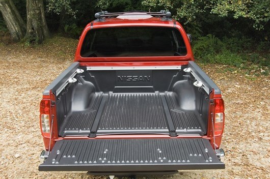 Nissan Navara (10)